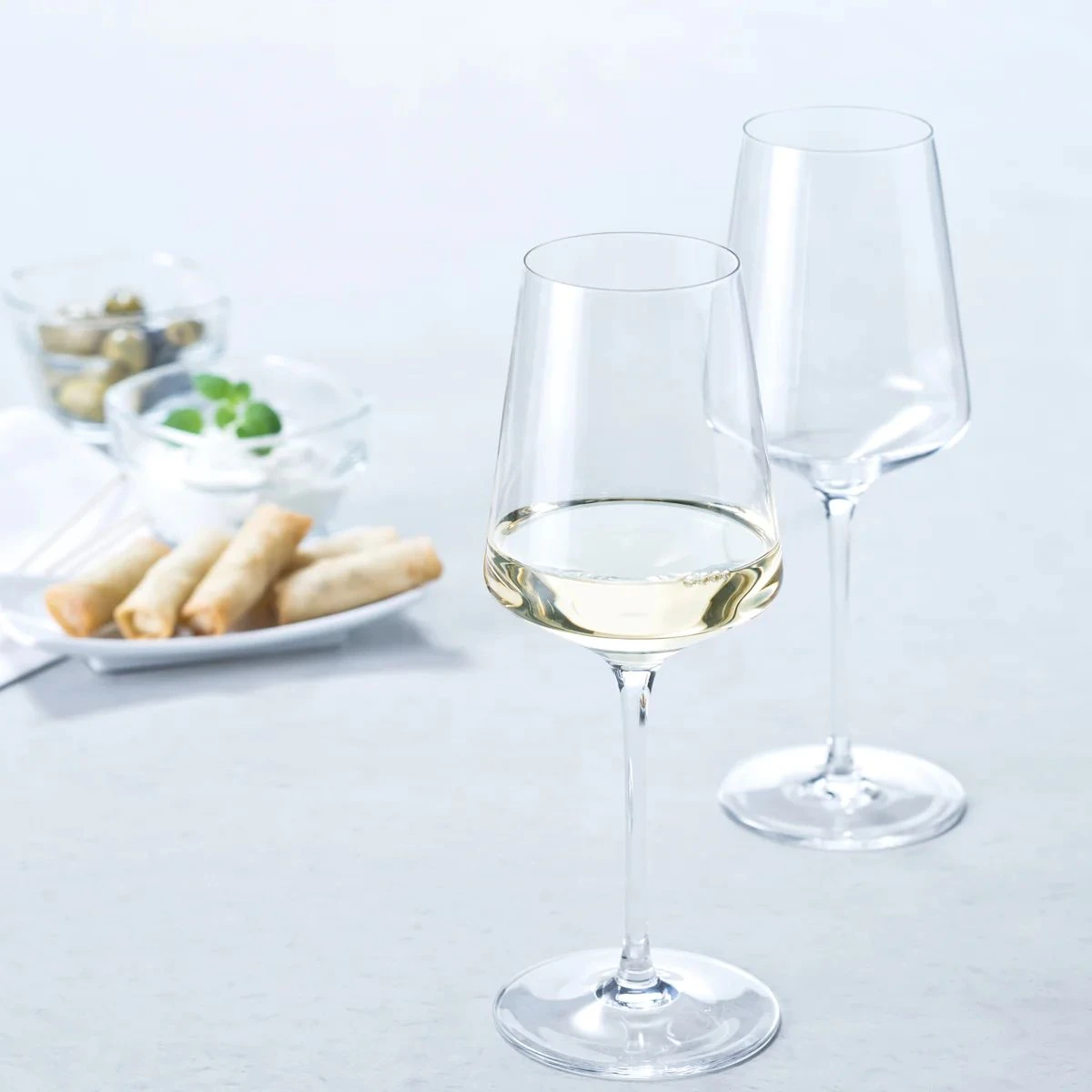 Leonardo Witte Wijnglazen / Riesling Wijnglazen Puccini - 400 ml - 6 stuks Leonardo Witte Wijnglazen / Riesling Wijnglazen Puccini - 400 Ml - 6 Stuks -Goedkope Keuken Benodigdheden