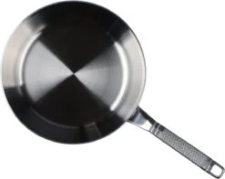 Saveur Selects Koekenpan Voyage - Tri-Ply RVS - ø 25 Cm - Zonder Anti-aanbaklaag -Goedkope Keuken Benodigdheden 1200x959 1