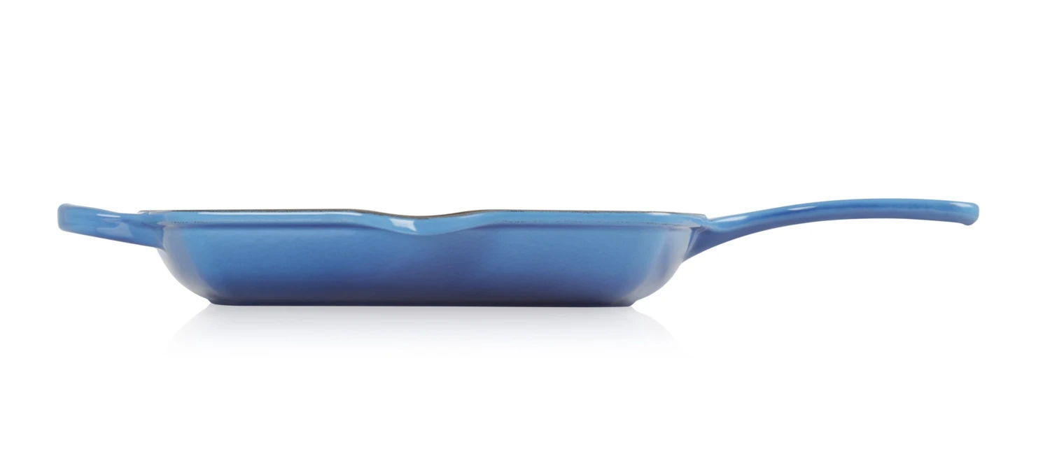 Le Creuset Grillpan Signature - Azure - 26 x 26 cm - geëmailleerde anti-aanbaklaag Le Creuset Grillpan Signature - Azure - 26 X 26 Cm - Geëmailleerde Anti-aanbaklaag -Goedkope Keuken Benodigdheden 20183262200422 alt2 scaled