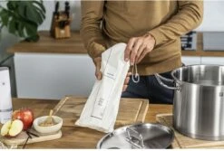 Zwilling Sous Vide Stick Enfinigy - Nauwkeurige Temperatuurinstelling - IPX7 Waterproof - Zwart 8 Zwilling Sous Vide Stick Enfinigy - Nauwkeurige Temperatuurinstelling - IPX7 Waterproof - Zwart -Goedkope Keuken Benodigdheden 4009839546716 6