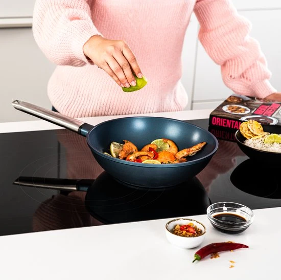 Westinghouse Pannenset Performance - Blauw - 8 pannen - Complete pannenset - Inductie en alle andere warmtebronnen Westinghouse Pannenset Performance - Blauw - 8 Pannen - Complete Pannenset - Inductie En Alle Andere Warmtebronnen -Goedkope Keuken Benodigdheden