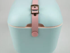 Polarbox Koelbox Met Schouderband - Lichtblauw - 12 Liter 4 Polarbox Koelbox Met Schouderband - Lichtblauw - 12 Liter -Goedkope Keuken Benodigdheden CELESTE ROSA HEBILLA