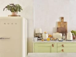 SMEG Citruspers - Elektrisch - Creme - CJF11CREU -Goedkope Keuken Benodigdheden CJF01CREU L16