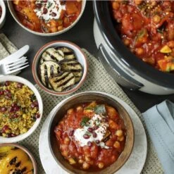 Crockpot Slowcooker - Digitaal - 3.5 Liter - CR060 -Goedkope Keuken Benodigdheden CSC060TagineOverhead Retouched 5dca88ac9ed216.50013993