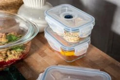 Sareva Vacuum Ovenschalen / Vershoudbakjes - Hittebestendig Glas - 3 Delige Set / 970 Ml + 1.7 Ltr -Goedkope Keuken Benodigdheden Crumble in ovenschaal en vershoudbakjes 4 2