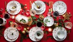 Studio Tavola Kerstservies - Porselein - Rood - 18-delig / 6 Personen -Goedkope Keuken Benodigdheden HIT Kerstservies sfeer rood 7