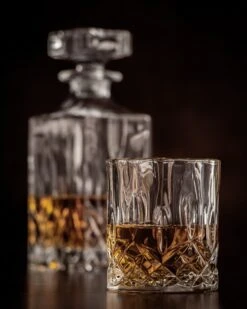 Cookinglife Whiskey Glazen / Cocktailglazen / Waterglazen Moray - 320 Ml - 4 Stuks -Goedkope Keuken Benodigdheden Jay Hill whiskey gevuld 3 2