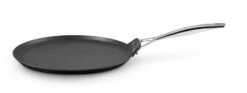 Le Creuset Pannenkoekenpan Les Forgées TNS - ø 24 Cm - Standaard Anti-aanbaklaag 5 Le Creuset Pannenkoekenpan Les Forgées TNS - ø 24 Cm - Standaard Anti-aanbaklaag -Goedkope Keuken Benodigdheden LC 20190624 ZS PS FS 51106280010002 001