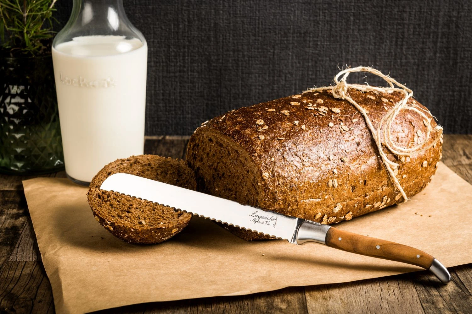 Laguiole Style de Vie Broodmes Olijfhout Laguiole Style De Vie Broodmes Olijfhout -Goedkope Keuken Benodigdheden Laguiole broodmes olijfhout sf gr 9