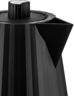 Alessi Waterkoker Plissé - Droogkookbeveiliging - Zwart - Michele De Lucchi - 1 Liter - MDL06/1 B -Goedkope Keuken Benodigdheden MDL061 04 02 A4 3500pxl 1