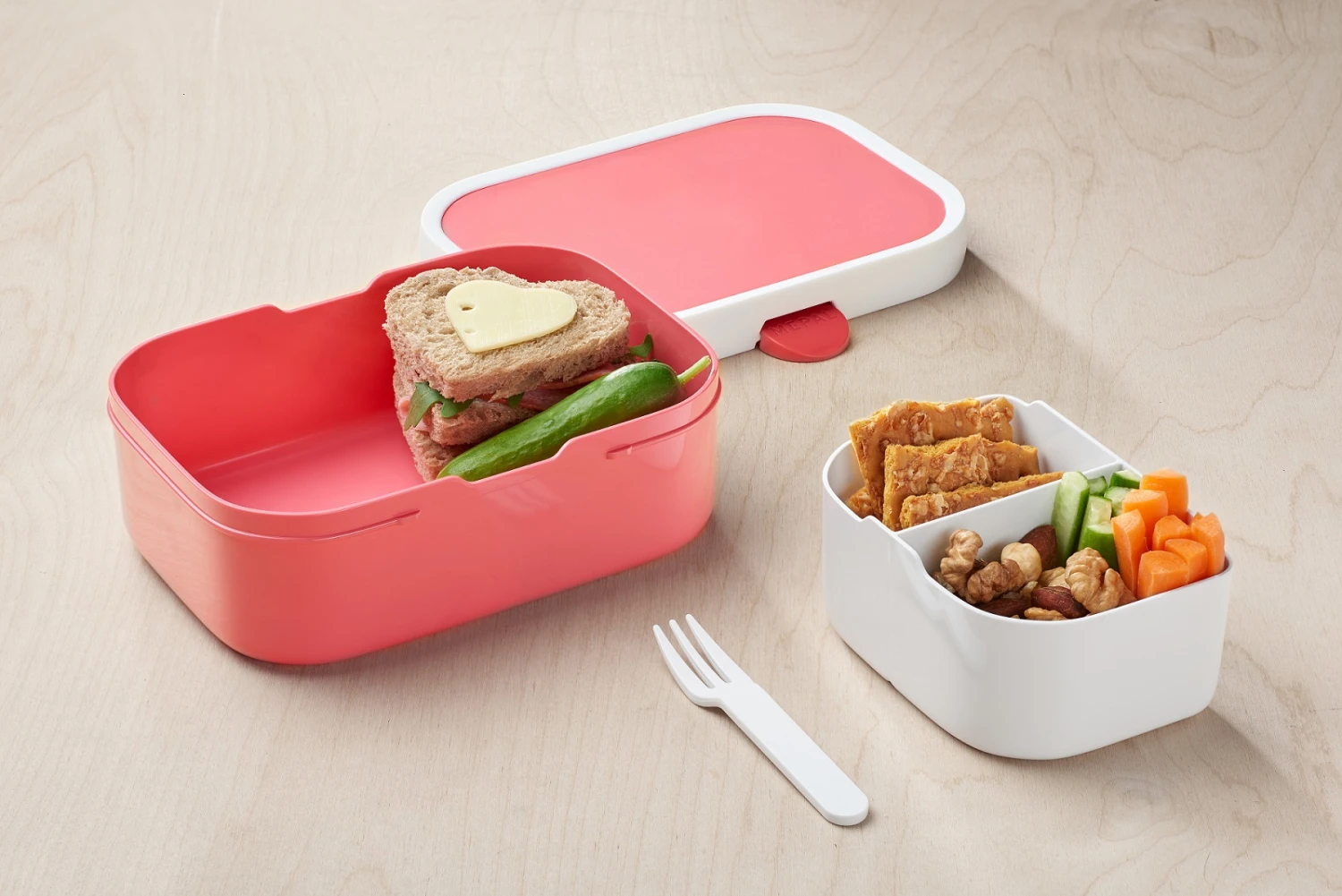 Mepal Lunchset (Schoolbeker & Lunchbox) Campus Roze Mepal Lunchset (Schoolbeker & Lunchbox) Campus Roze -Goedkope Keuken Benodigdheden Mepal Lunchset Roze Sfeerfoto 107420178200 2