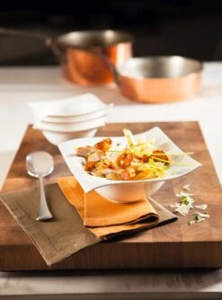 Maxwell & Williams Soepkom Motion 19 X 19 Cm / 500 Ml -Goedkope Keuken Benodigdheden Motion sfeer5 1