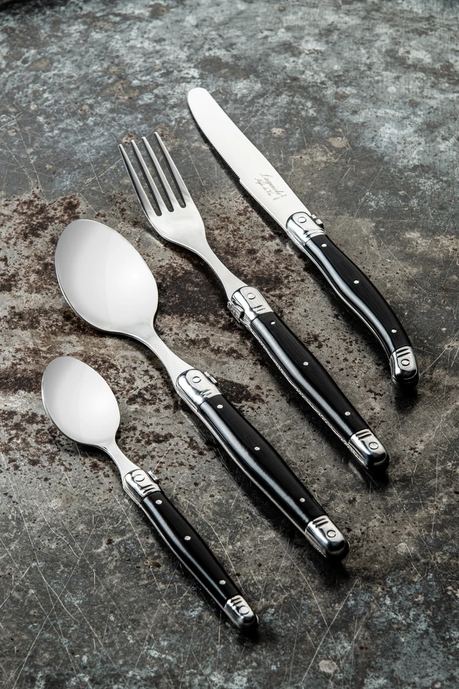Laguiole Style de Vie Bestekset Premium Line - Zwart - 24 delig / 6 personen Laguiole Style De Vie Bestekset Premium Line - Zwart - 24 Delig / 6 Personen -Goedkope Keuken Benodigdheden PrCouvZwart 1