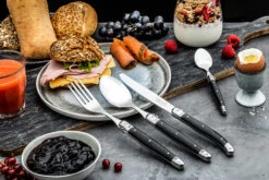 Laguiole Style De Vie Bestekset Premium Line - Zwart - 24 Delig / 6 Personen 5 Laguiole Style De Vie Bestekset Premium Line - Zwart - 24 Delig / 6 Personen -Goedkope Keuken Benodigdheden PrCouvZwart 3