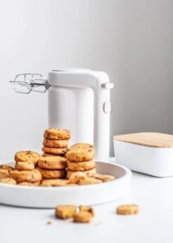 RIG TIG Rig-Tig Handmixer Foodie - 170 W - Wit -Goedkope Keuken Benodigdheden Saffranskakor Rig Tig bakalite.se 2