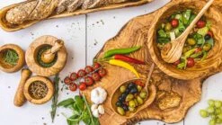 Jay Hill Serveerplank Tunea - Olijfhout - Schors XL 64 - 72 Cm -Goedkope Keuken Benodigdheden Tunea 33