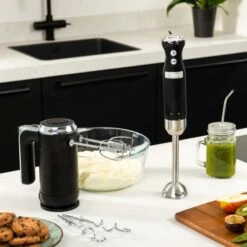 Westinghouse Handmixer Retro Collections - 6 Standen - Liquorice Black - WKHM250BK 7 Westinghouse Handmixer Retro Collections - 6 Standen - Liquorice Black - WKHM250BK -Goedkope Keuken Benodigdheden WKHM250BK Retro Hand Mixer 5 600x600 1