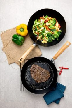 BK Wokpan Force - Carbon Steel - ø 30 Cm - Zonder Anti-aanbaklaag 7 BK Wokpan Force - Carbon Steel - ø 30 Cm - Zonder Anti-aanbaklaag -Goedkope Keuken Benodigdheden c706fb772835678761c80fb6f51dbf349ef8efed BK Force CS Lifestyle 6 1