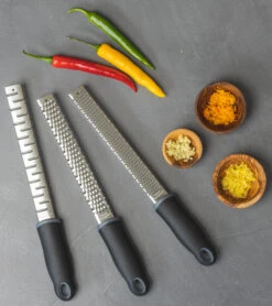 Sareva Raspen (grof - Medium - Fijn) - 21 Cm - 3 Stuks 5 Sareva Raspen (grof - Medium - Fijn) - 21 Cm - 3 Stuks -Goedkope Keuken Benodigdheden item 5 1 1