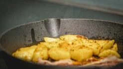 Blackwell Koekenpan - Gietijzer - ø 25 Cm - Zonder Anti-aanbaklaag -Goedkope Keuken Benodigdheden jh gietijzer 1 7 1