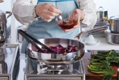 Sambonet Serveerpincet Zwart -Goedkope Keuken Benodigdheden sambonet serveerpincet zwart sfeer2 1